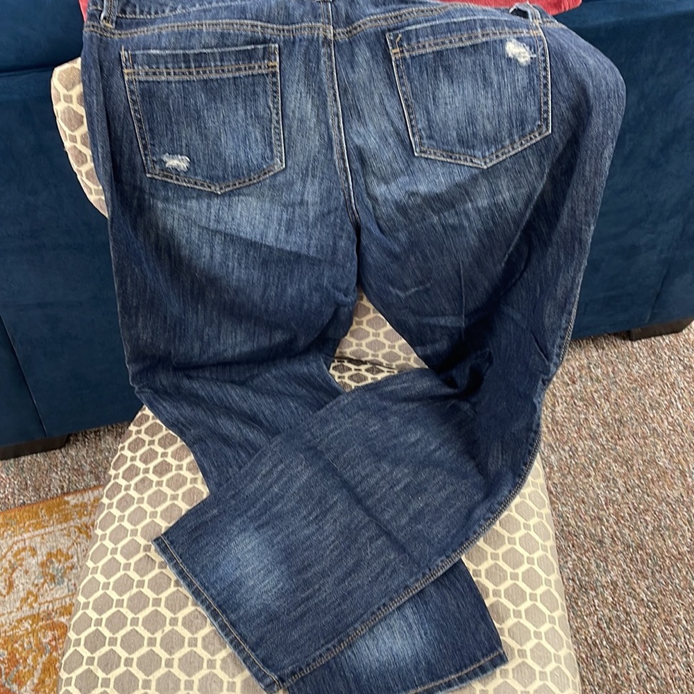 Straight legged jeans - Picture 2 of 3